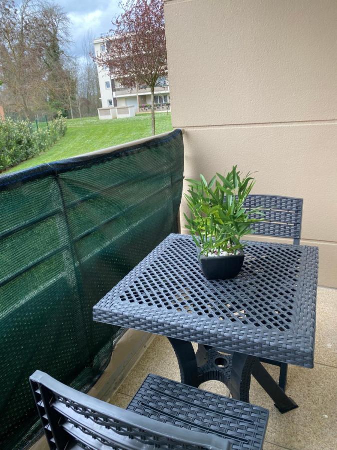 Appart Cosy F2 Disneyland/Val D'Europe Montévrain Exteriör bild